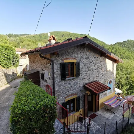 Deliziosa Casetta Sull'appennino Toscano Alpstuga *