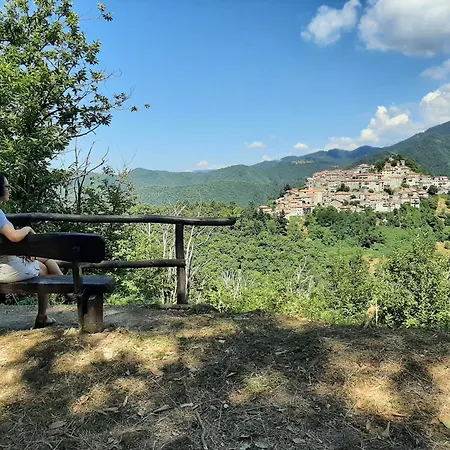 Deliziosa Casetta Sull'appennino Toscano Alpstuga Montefegatesi