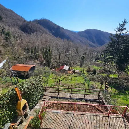 Domek alpejski Deliziosa Casetta Sull'appennino Toscano *