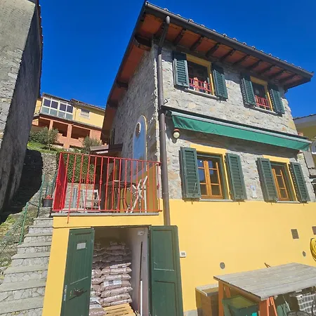 Domek alpejski Deliziosa Casetta Sull'appennino Toscano Montefegatesi